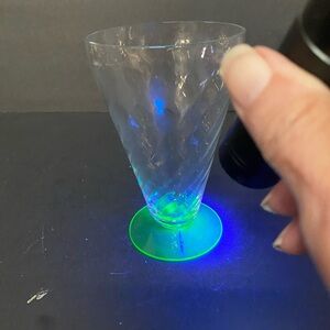 Elegant Bottom Glowing Uranium Green Glass Tumbler
